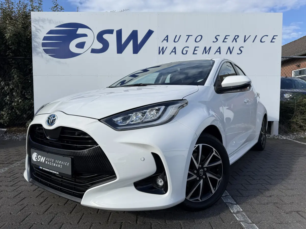 1.5 Hybrid Team D | CarPlay | ACC | Camera | Dodehoek | Keyless