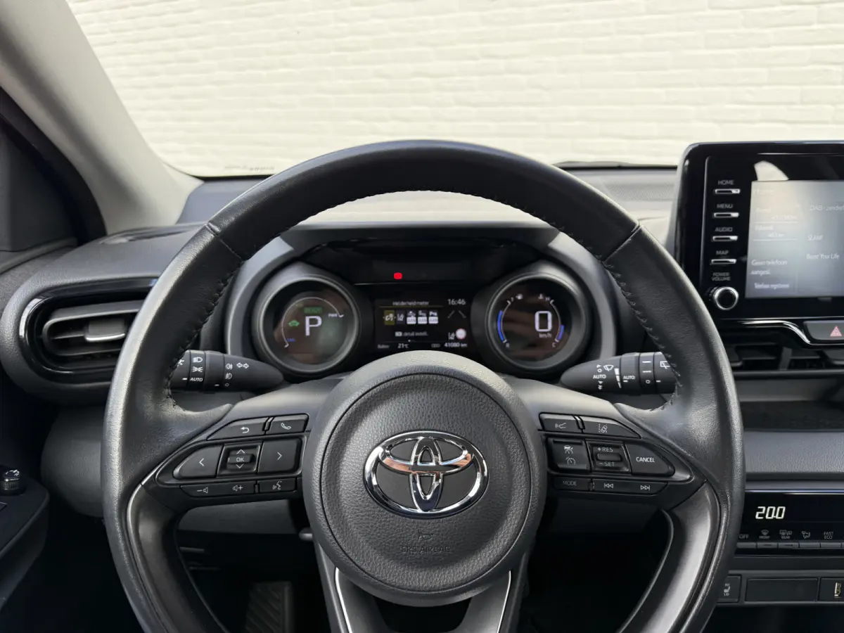 1.5 Hybrid Team D | CarPlay | ACC | Camera | Dodehoek | Keyless