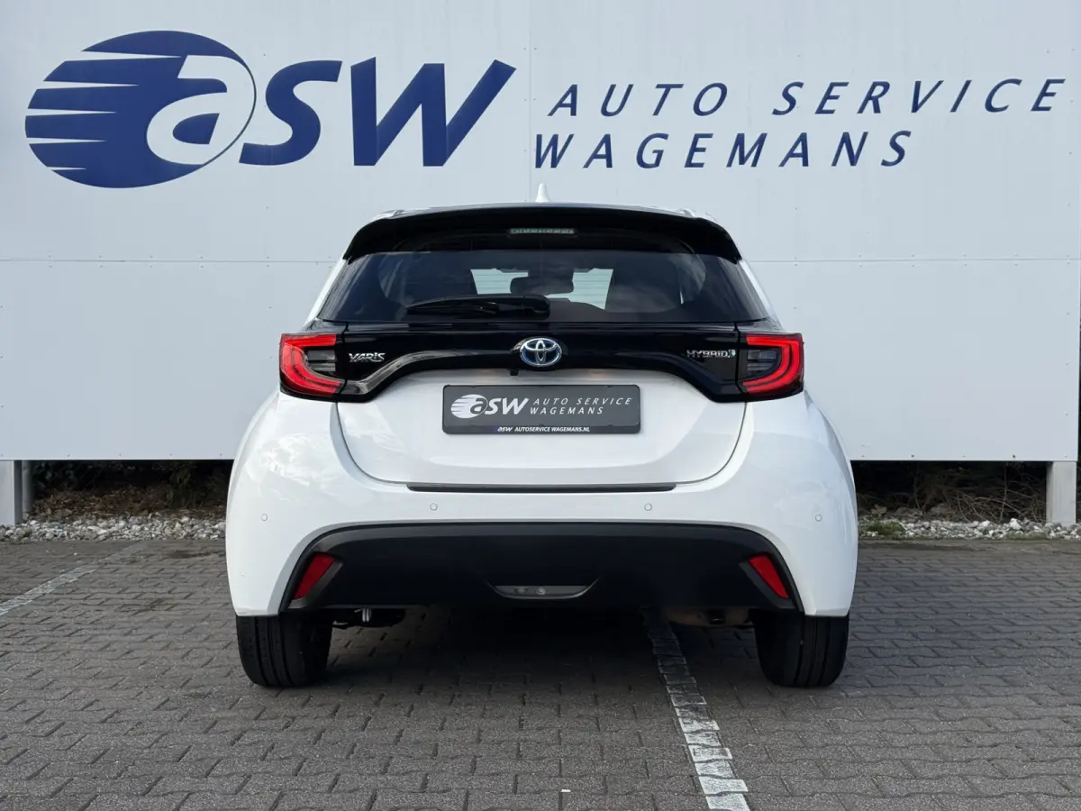 1.5 Hybrid Team D | CarPlay | ACC | Camera | Dodehoek | Keyless