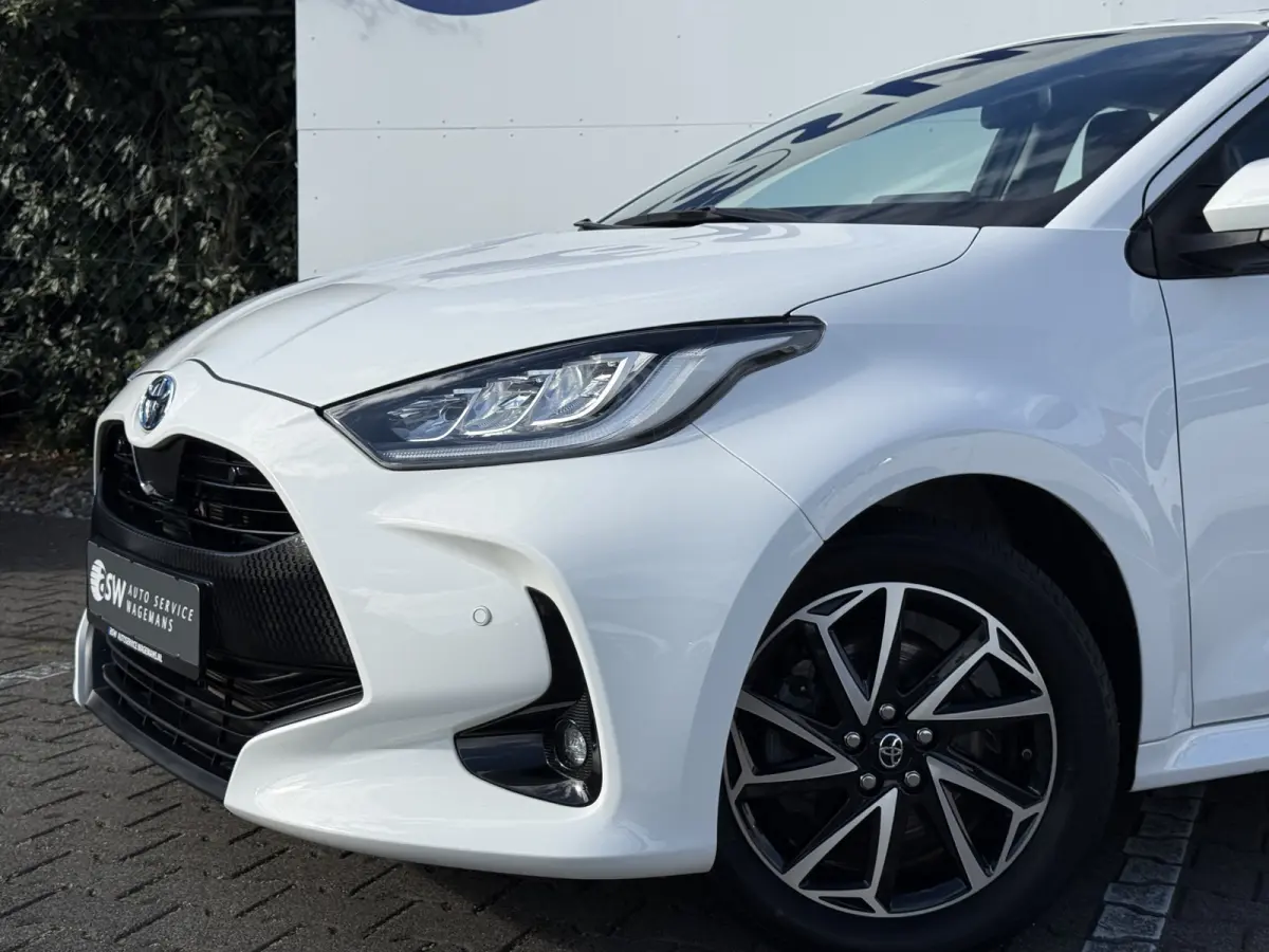 1.5 Hybrid Team D | CarPlay | ACC | Camera | Dodehoek | Keyless