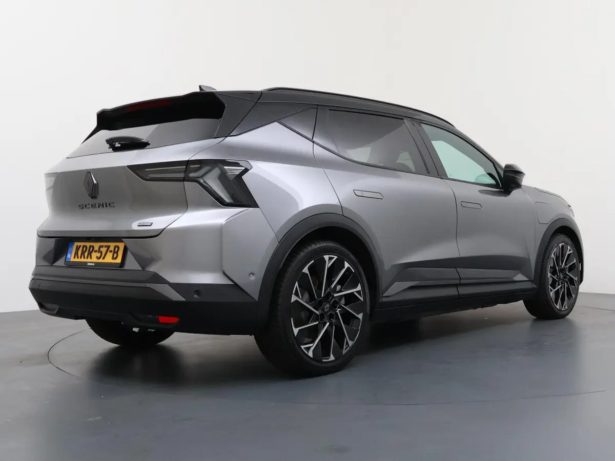 esprit Alpine 220 pk long range | Pack advanced driving assist | Harman Kardon | Panoramadak |