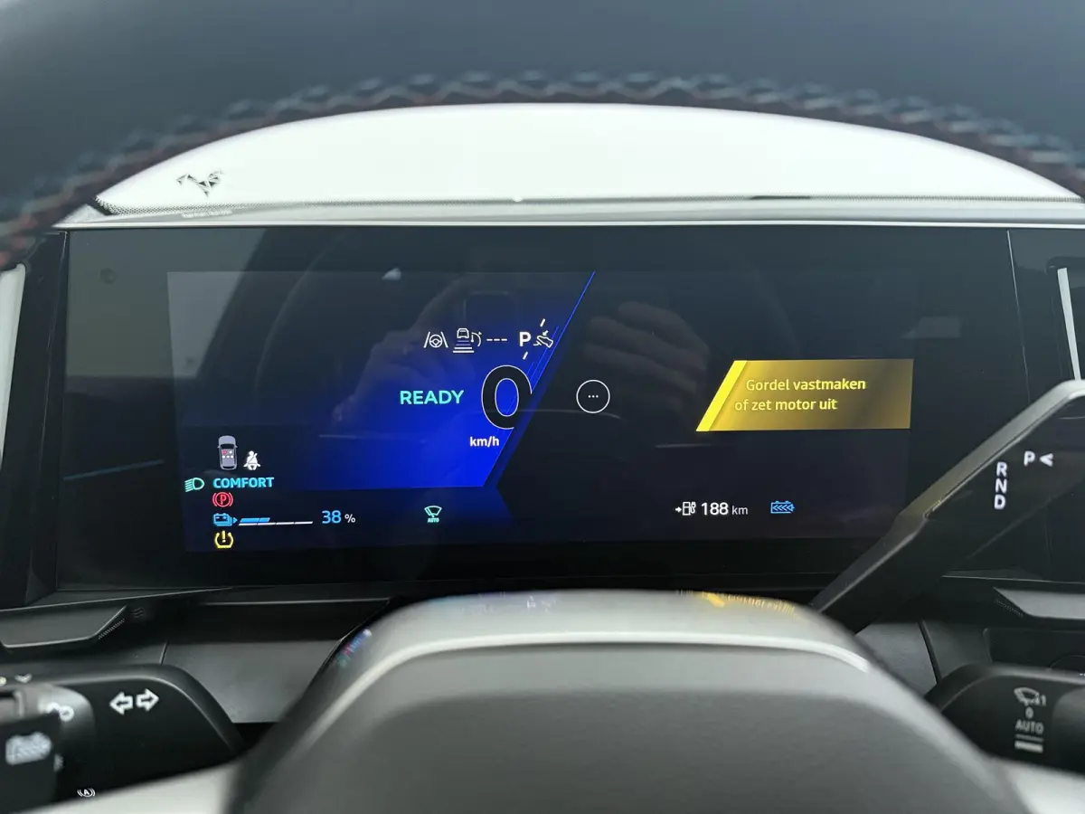 esprit Alpine 220 pk long range | Pack advanced driving assist | Harman Kardon | Panoramadak |