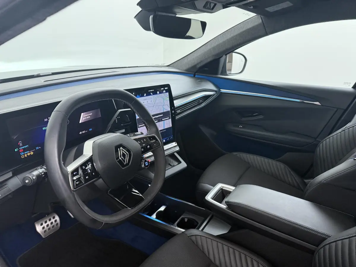 esprit Alpine 220 pk long range | Pack advanced driving assist | Harman Kardon | Panoramadak |