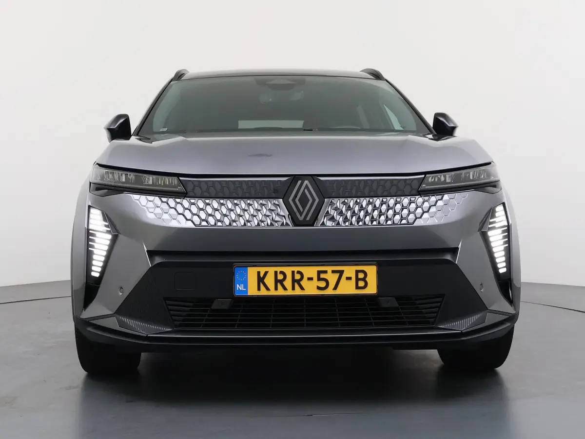 esprit Alpine 220 pk long range | Pack advanced driving assist | Harman Kardon | Panoramadak |