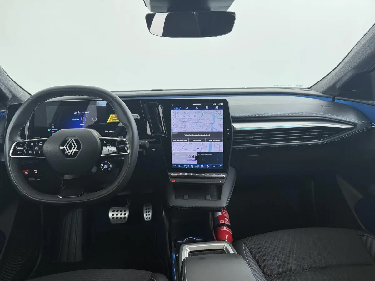 esprit Alpine 220 pk long range | Pack advanced driving assist | Harman Kardon | Panoramadak |