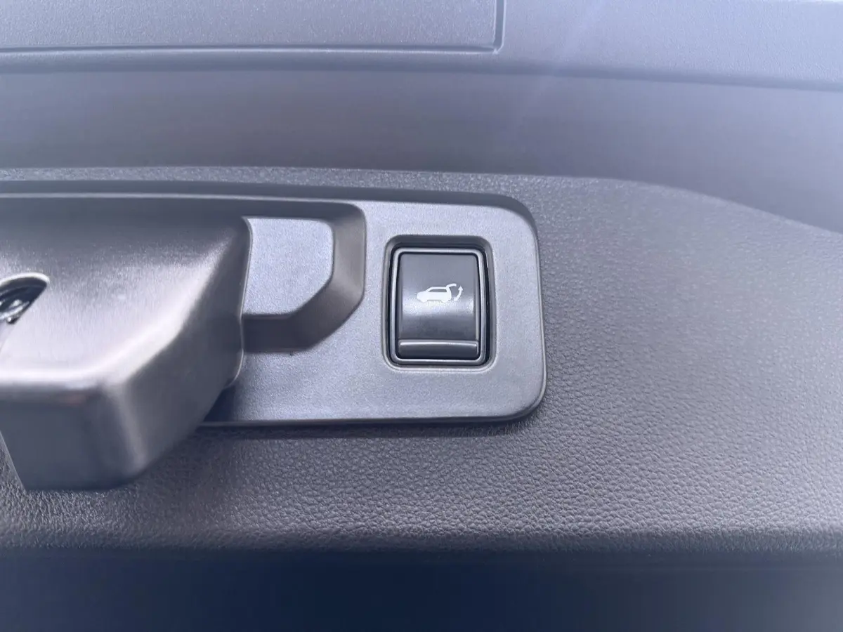 esprit Alpine 220 pk long range | Pack advanced driving assist | Harman Kardon | Panoramadak |