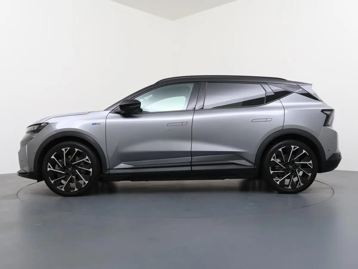 esprit Alpine 220 pk long range | Pack advanced driving assist | Harman Kardon | Panoramadak |