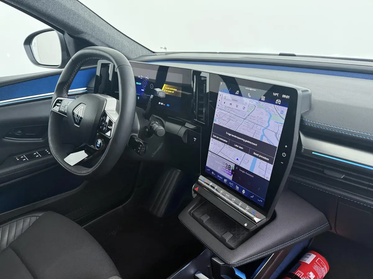 esprit Alpine 220 pk long range | Pack advanced driving assist | Harman Kardon | Panoramadak |
