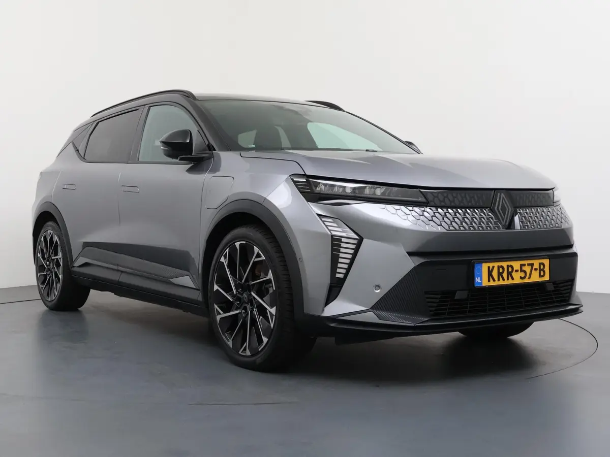 esprit Alpine 220 pk long range | Pack advanced driving assist | Harman Kardon | Panoramadak |