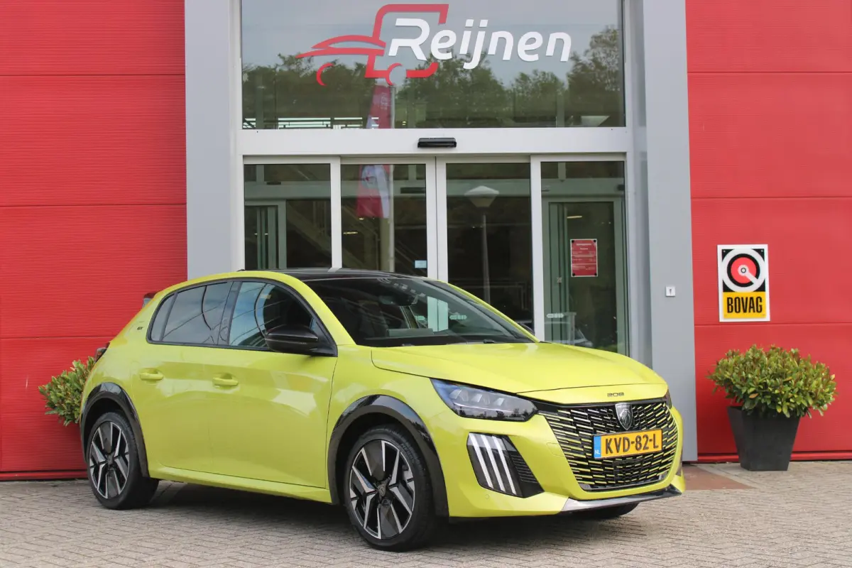 1.2 Hybrid 145PK AUTOMAAT GT | PANORAMA DAK | ADAPTIVE CRUISE CONTROL | KEYLESS ENTRY/START | LICHTMETALEN VELGEN 17" | ACHTERUITRIJ CAMERA | FULL LED KOPLAMPEN | PARKEERSENSOREN VOOR + ACHT