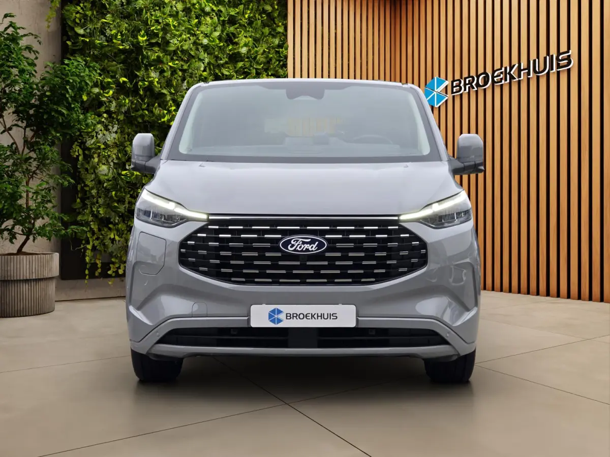 Tourneo 340 2.5 PHEV L2H1 Titanium X | 360° Camera | Cruise control adaptief met Stop&Go en stuurhulp | LED koplampen