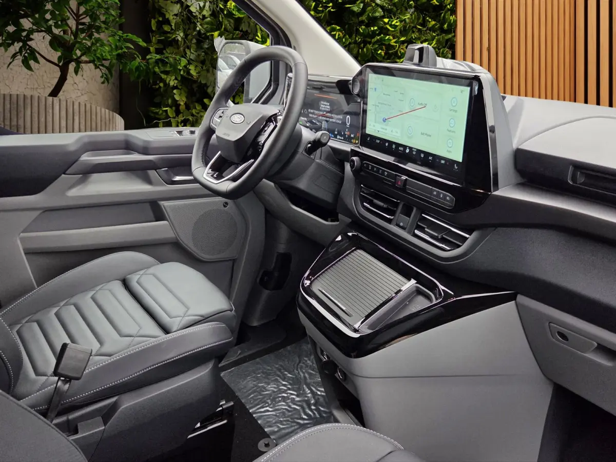 Tourneo 340 2.5 PHEV L2H1 Titanium X | 360° Camera | Cruise control adaptief met Stop&Go en stuurhulp | LED koplampen