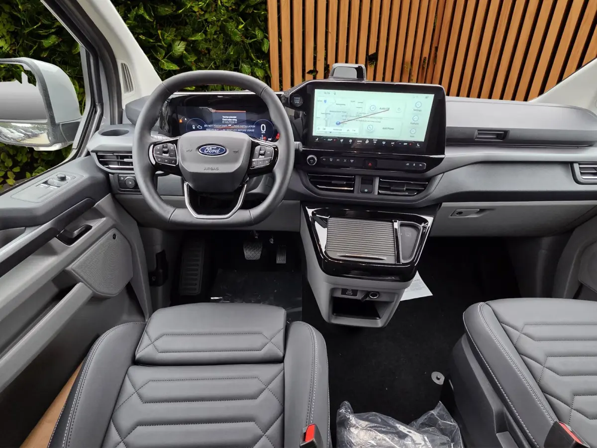 Tourneo 340 2.5 PHEV L2H1 Titanium X | 360° Camera | Cruise control adaptief met Stop&Go en stuurhulp | LED koplampen