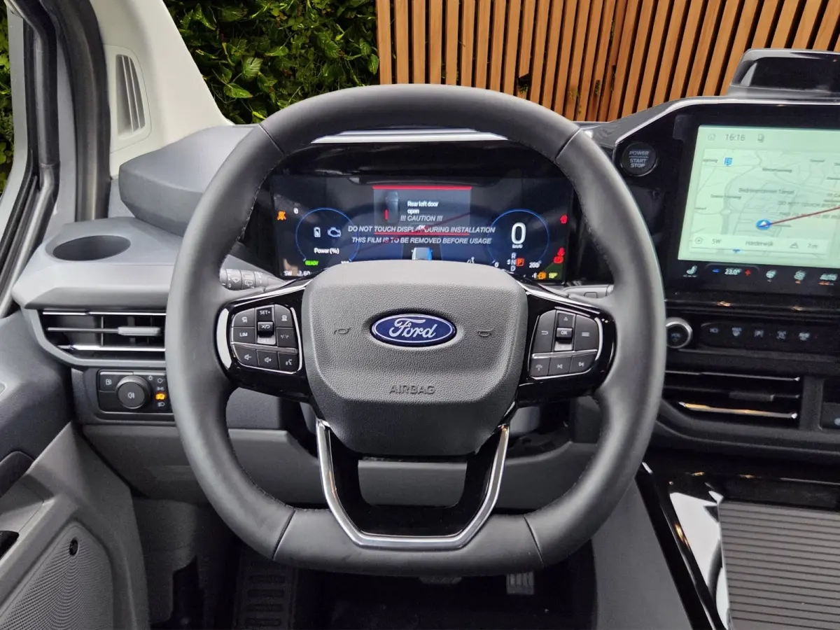 Tourneo 340 2.5 PHEV L2H1 Titanium X | 360° Camera | Cruise control adaptief met Stop&Go en stuurhulp | LED koplampen