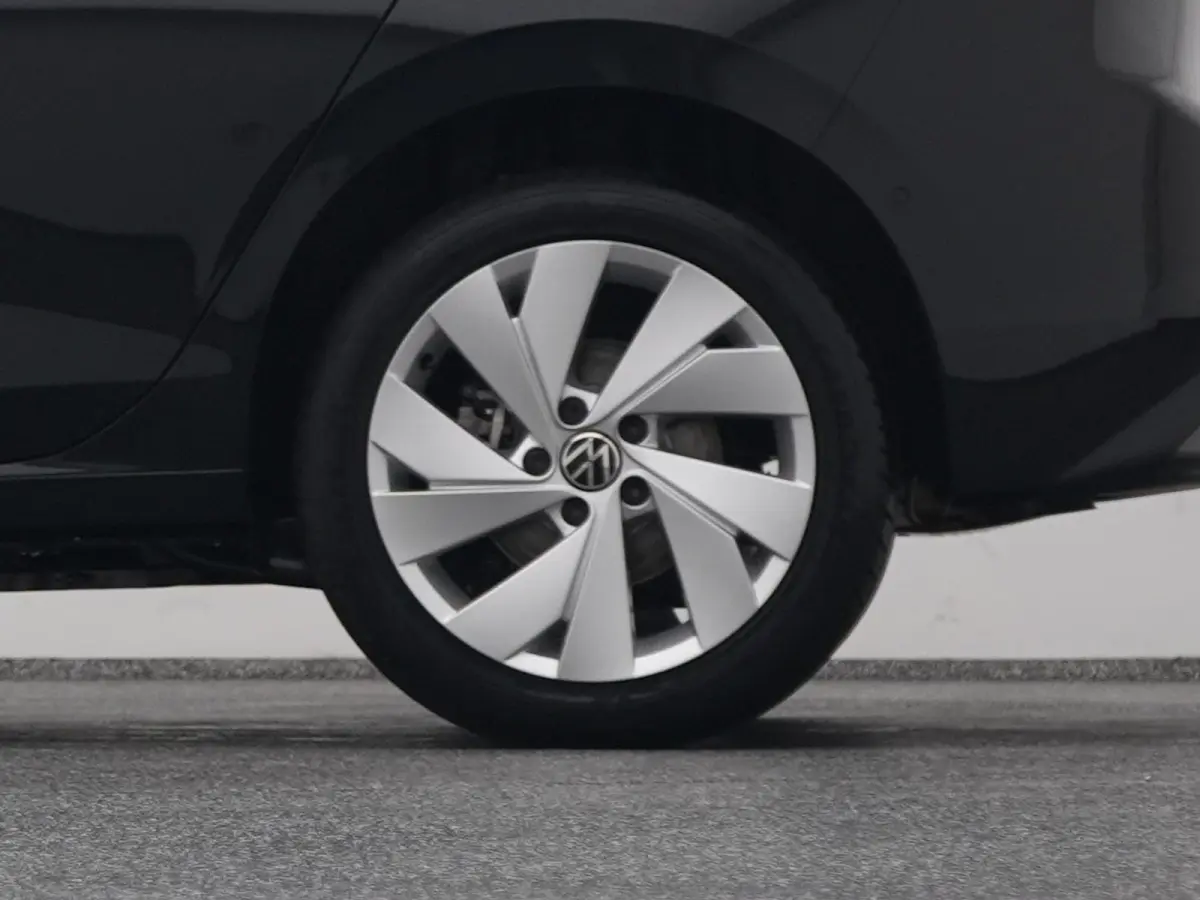 1.5 eHybrid Life Edition | CAMERA | ADAPTIVE | STOEL- EN STUURVERW.