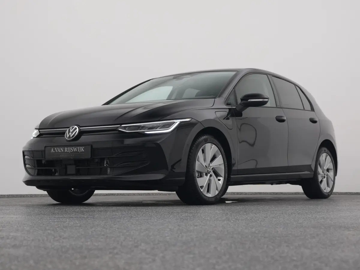 1.5 eHybrid Life Edition | CAMERA | ADAPTIVE | STOEL- EN STUURVERW.