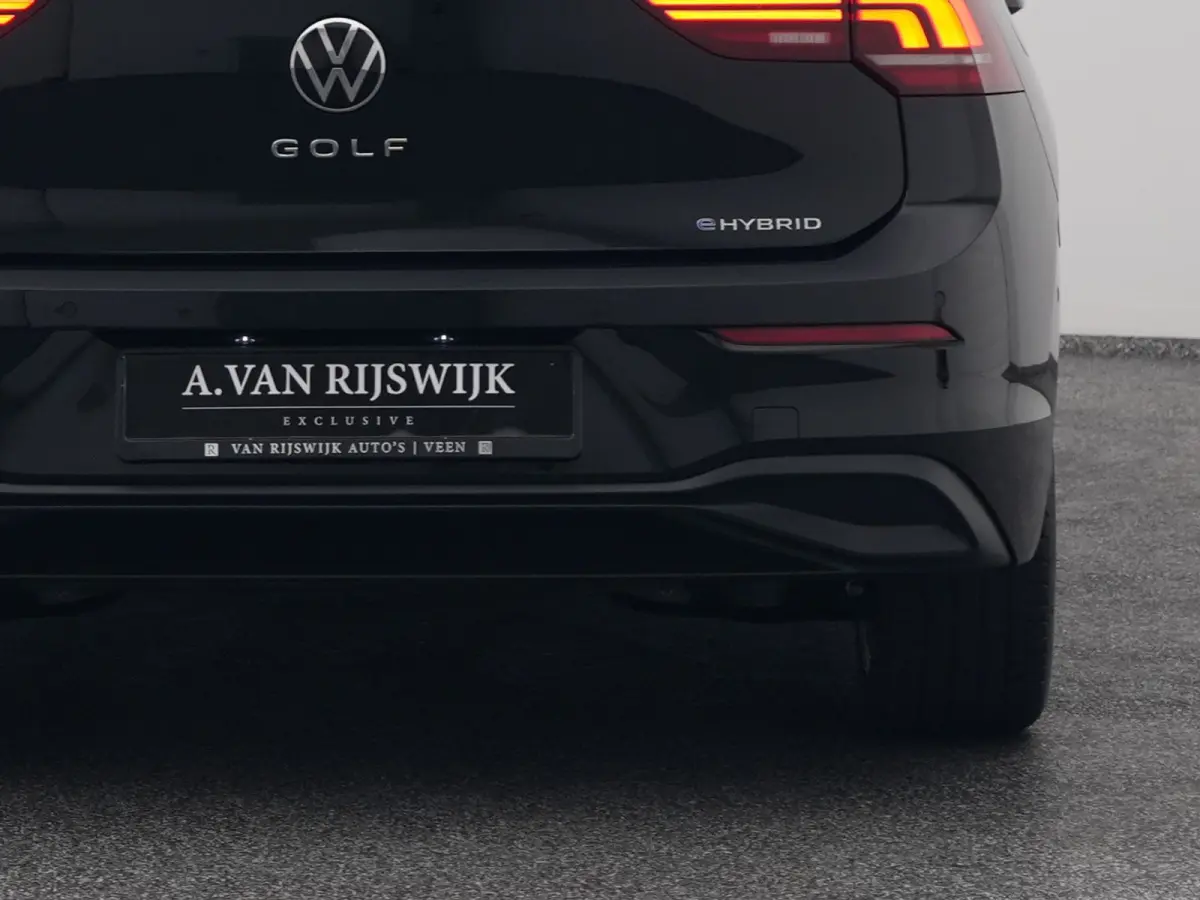 1.5 eHybrid Life Edition | CAMERA | ADAPTIVE | STOEL- EN STUURVERW.