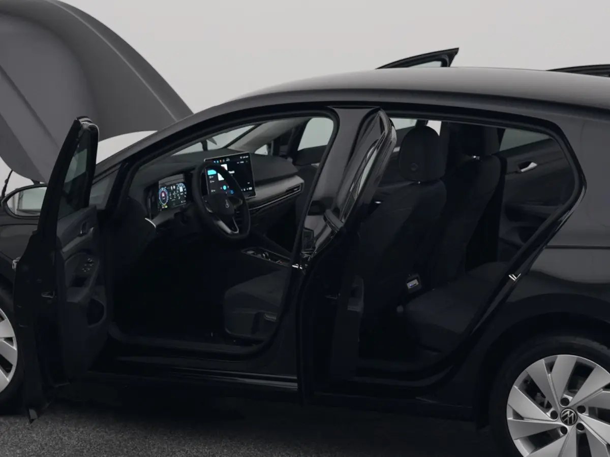 1.5 eHybrid Life Edition | CAMERA | ADAPTIVE | STOEL- EN STUURVERW.