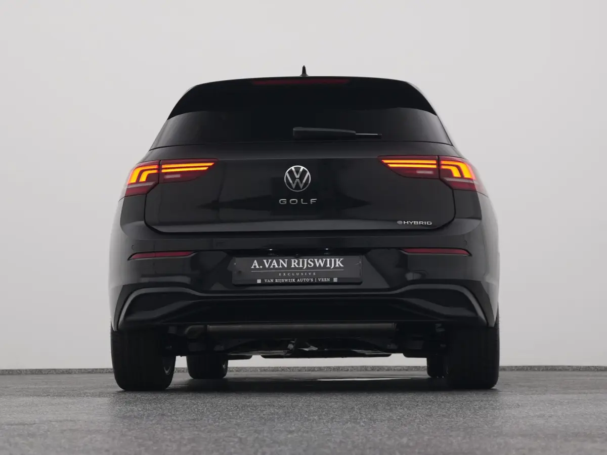 1.5 eHybrid Life Edition | CAMERA | ADAPTIVE | STOEL- EN STUURVERW.