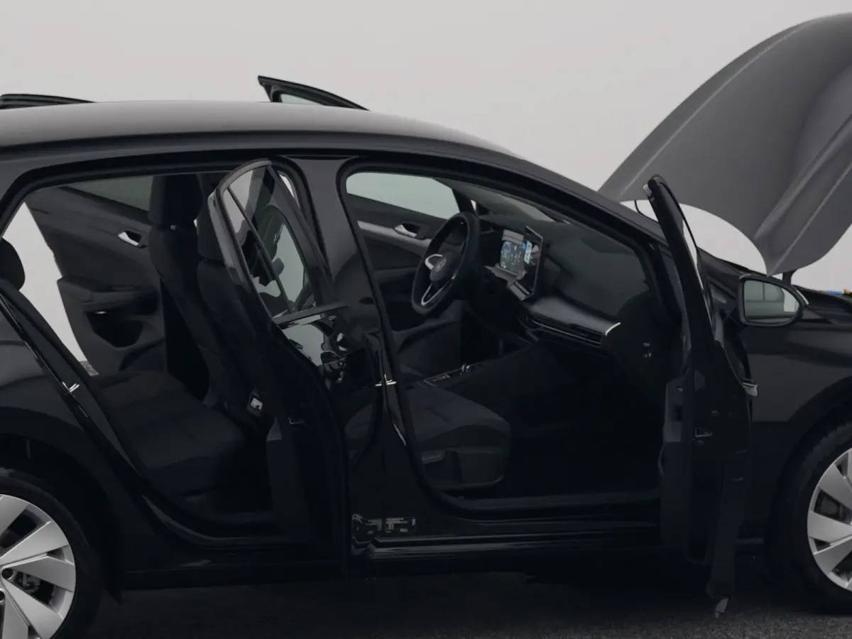 1.5 eHybrid Life Edition | CAMERA | ADAPTIVE | STOEL- EN STUURVERW.