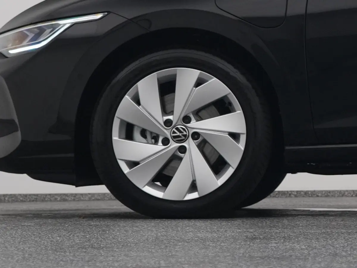1.5 eHybrid Life Edition | CAMERA | ADAPTIVE | STOEL- EN STUURVERW.