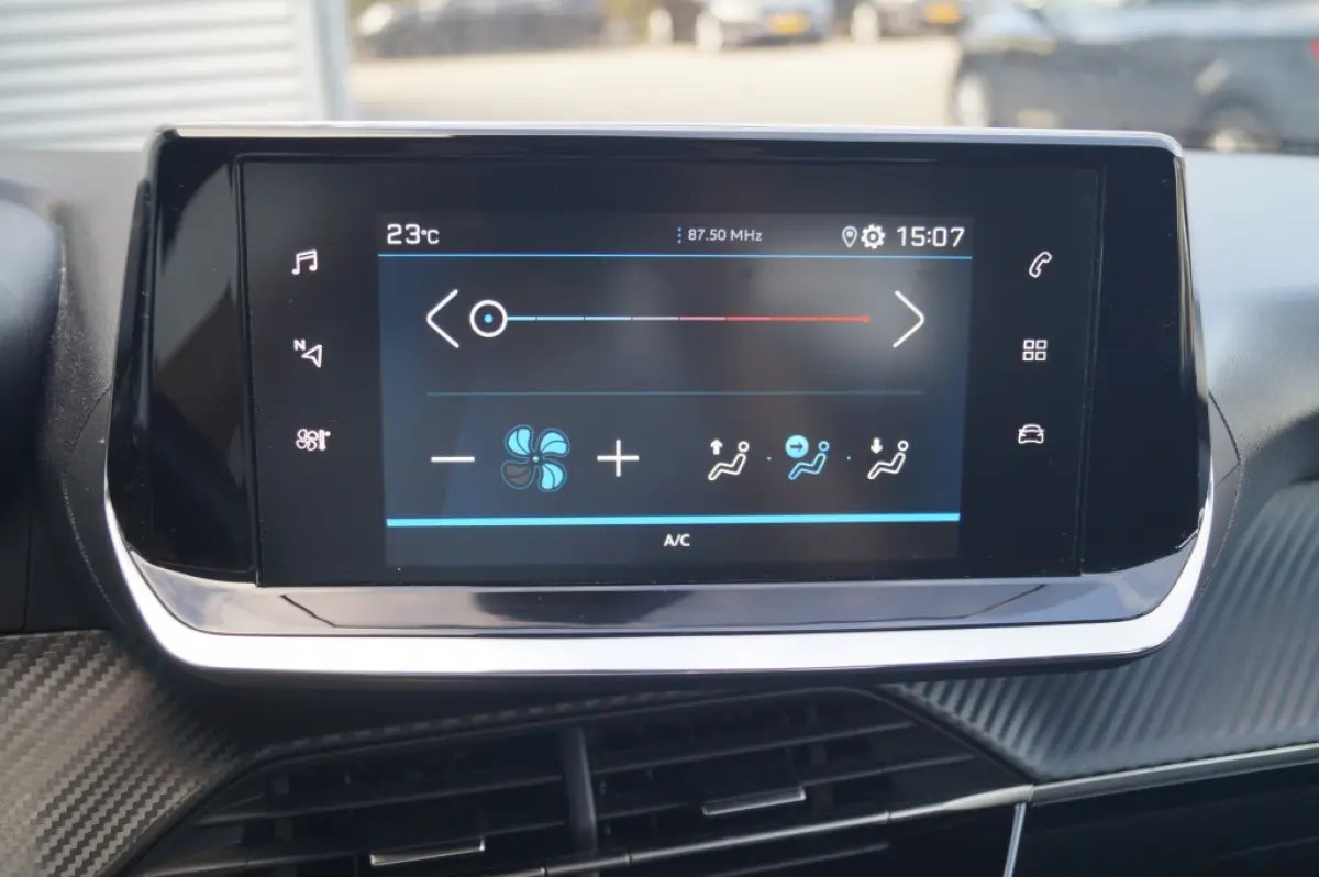 1.2 PureTech Active -CARPLAY-AIRCO-CRUISE-