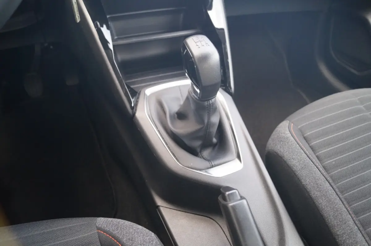 1.2 PureTech Active -CARPLAY-AIRCO-CRUISE-