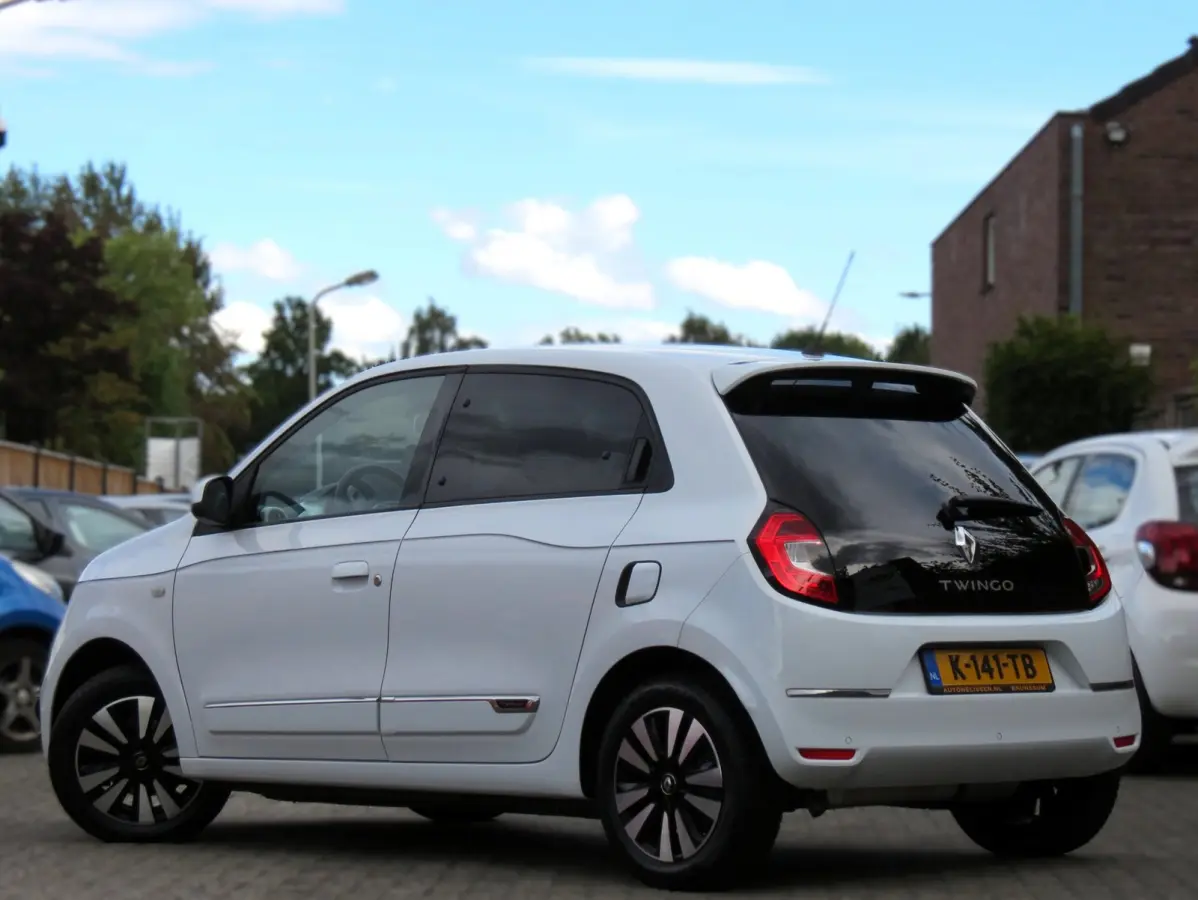 1.0 SCe Intens | NIEUWE TYPE | LEDER | GROOT SCHERM | CARPLAY | CRUISE CONTROL | LICHTMETALEN VELGEN | PDC | DAB+ |