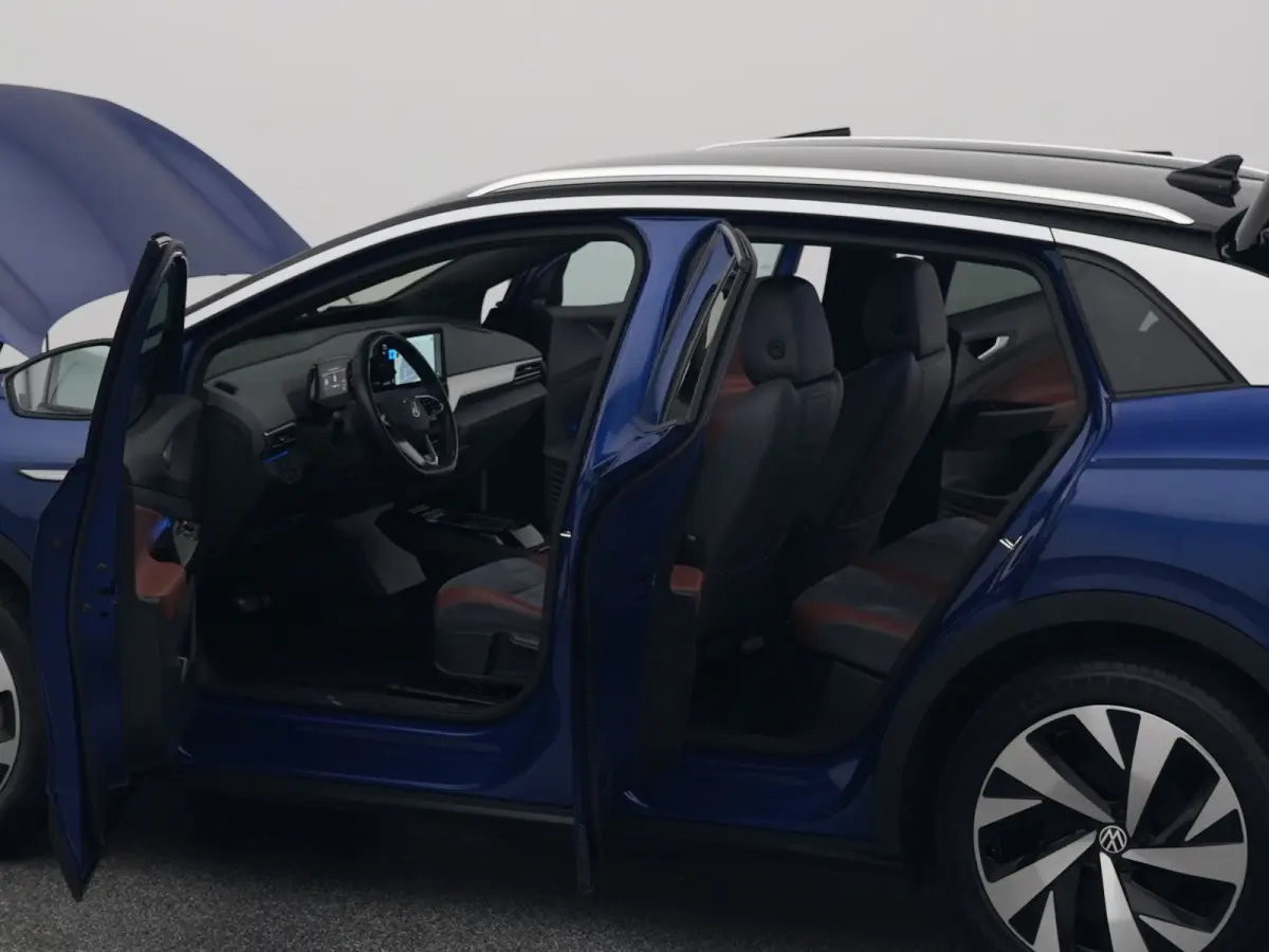 First 77 kWh | CAMERA | ADAPTIVE | STOEL- EN STUURVERW.