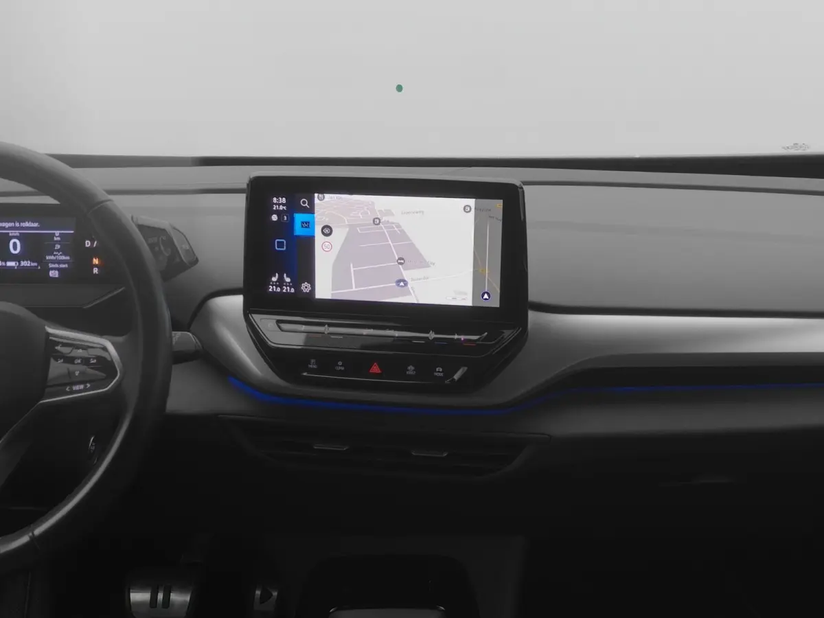 First 77 kWh | CAMERA | ADAPTIVE | STOEL- EN STUURVERW.