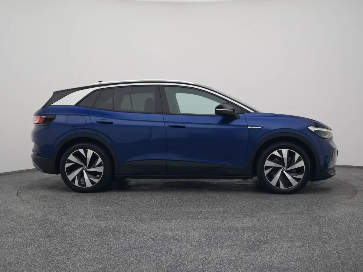 First 77 kWh | CAMERA | ADAPTIVE | STOEL- EN STUURVERW.