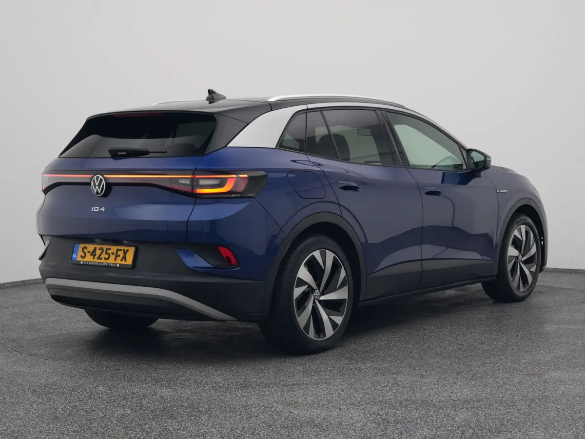 First 77 kWh | CAMERA | ADAPTIVE | STOEL- EN STUURVERW.
