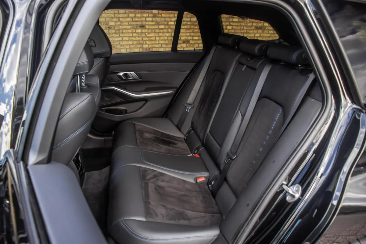 330e M-Sport, Pano, Leder, Laser