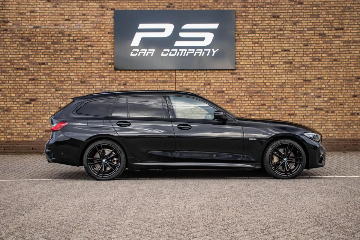 330e M-Sport, Pano, Leder, Laser