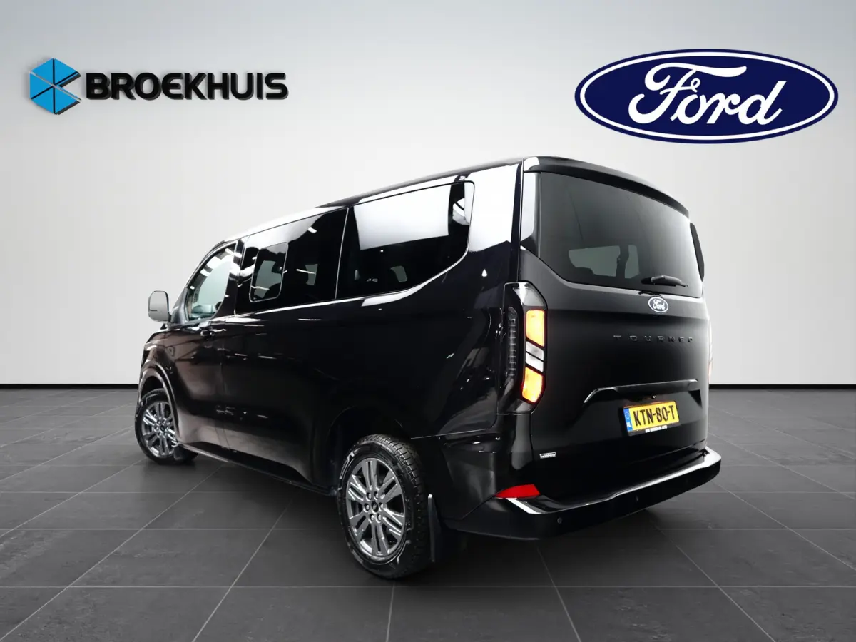 Tourneo 340 2.5 PHEV 233pk L1H1 Titanium | Elekt. Trekhaak | Winterpack | 4 jaar / 100.000km Garantie