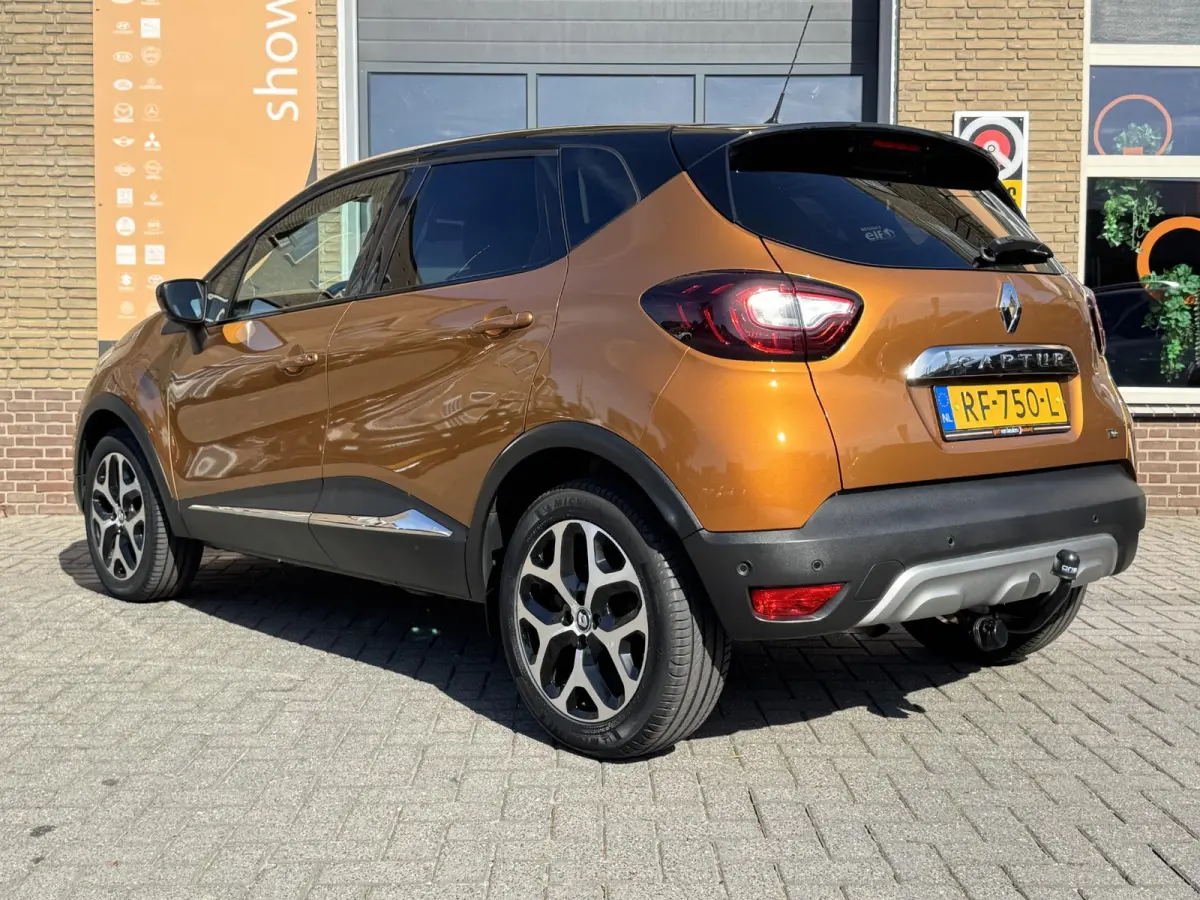 TCe 90 Intens 2-TONE/LED/CAMERA/TREKHAAK/NL-AUTO/68.000 KM!