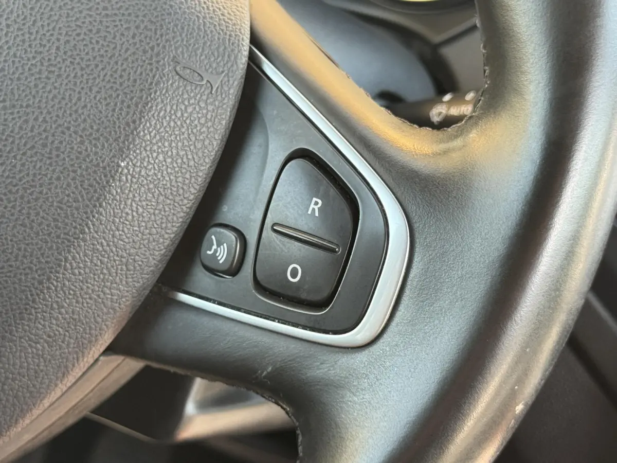 TCe 90 Intens 2-TONE/LED/CAMERA/TREKHAAK/NL-AUTO/68.000 KM!