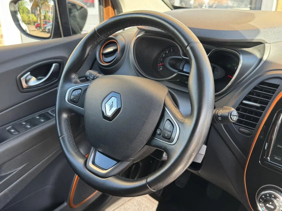 TCe 90 Intens 2-TONE/LED/CAMERA/TREKHAAK/NL-AUTO/68.000 KM!