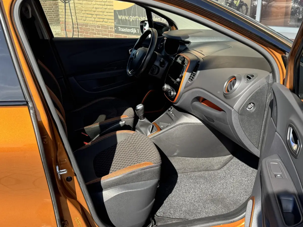 TCe 90 Intens 2-TONE/LED/CAMERA/TREKHAAK/NL-AUTO/68.000 KM!