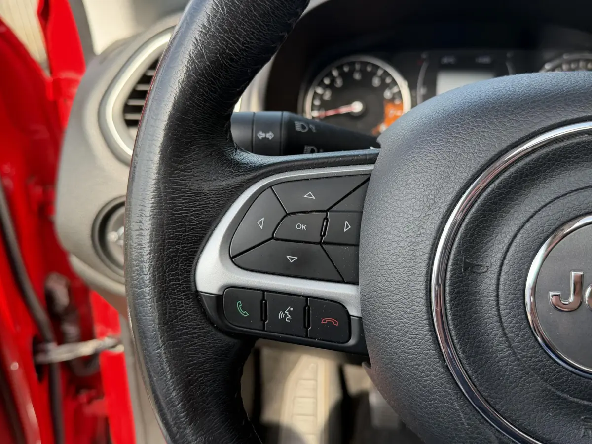 1.4 MultiAir Freedom 17"/Panoramadak/Trekhaak/Camera/Keyless