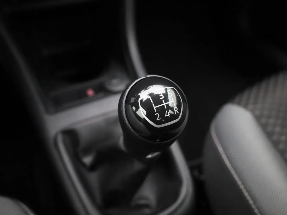 Up! 1.0 65 PK | Camera | Cruise Control | Parkeersensoren | Airco | Automatische dimlichten | Lichtmetalen velgen |