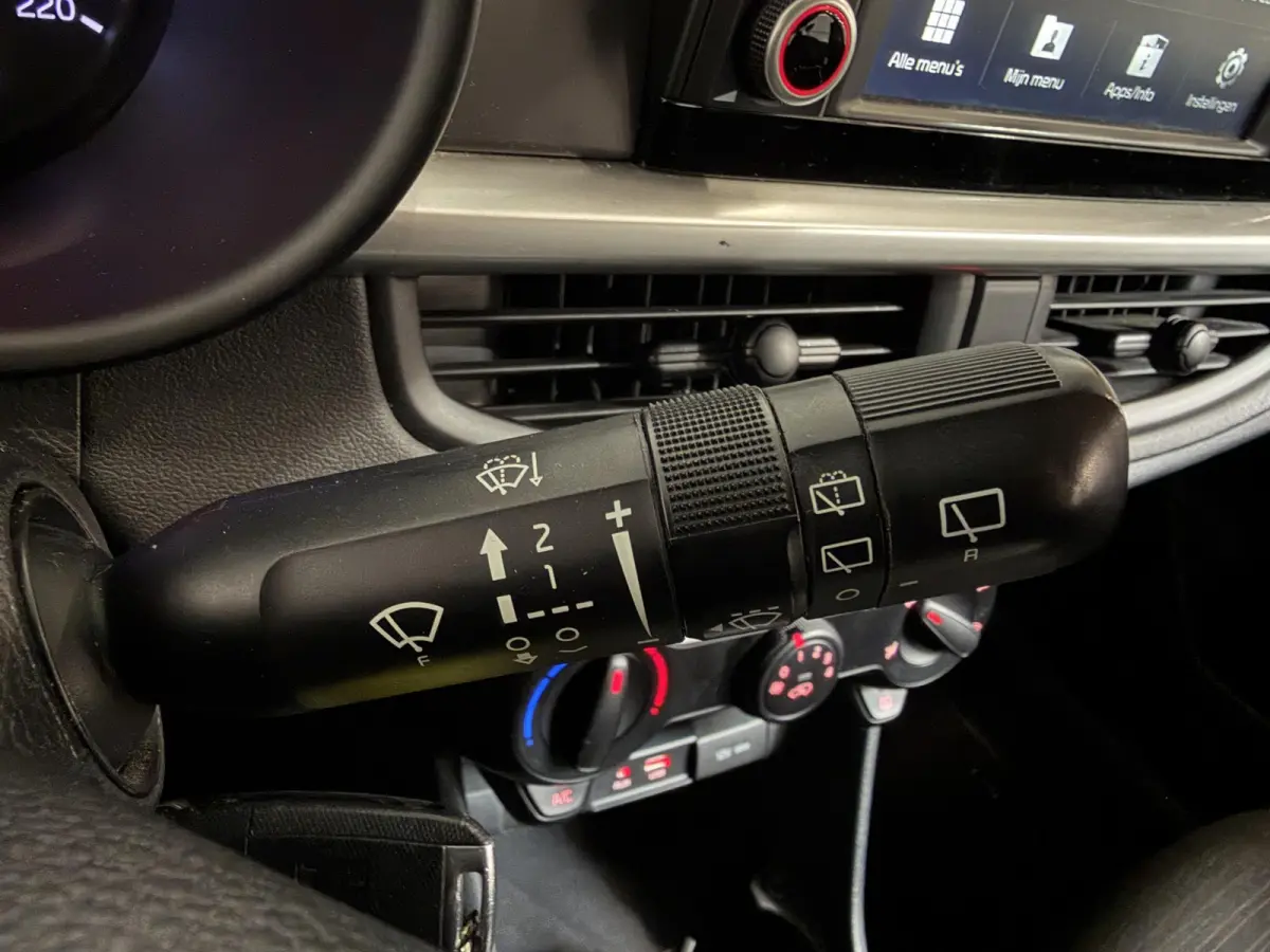 1.0 MPi ComfortPlusLine Apple Carplay/Android Auto Camera Airco