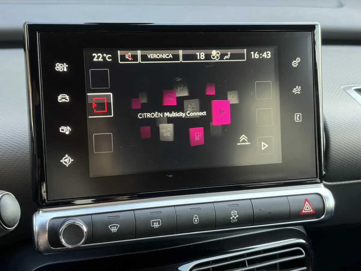 1.2 PureTech Business ✓2e Eigenaar✓Camera✓Afn Trekhaak✓Navi✓Clima✓Cruise✓110pk✓Pdc✓17"Lm velgen✓N.A.P✓Apk tot 02-2027