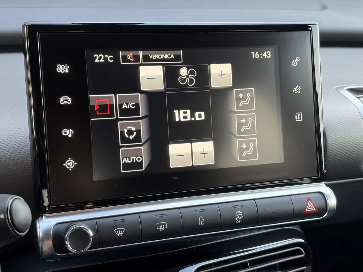 1.2 PureTech Business ✓2e Eigenaar✓Camera✓Afn Trekhaak✓Navi✓Clima✓Cruise✓110pk✓Pdc✓17"Lm velgen✓N.A.P✓Apk tot 02-2027