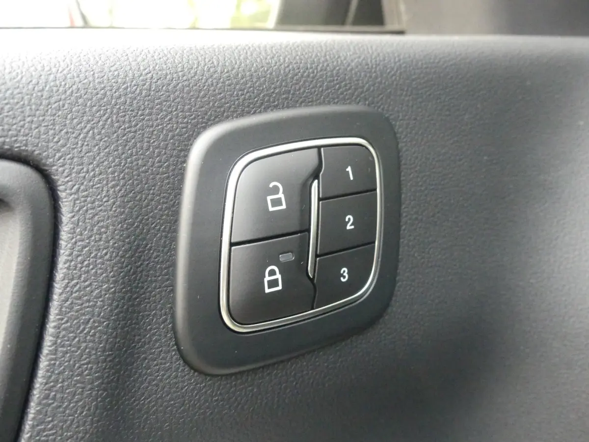 2.5 PHEV Active X | TREKHAAK | ADAPTIVE CRUISE | DODEHOEKDETECTIE | CAMERA V+A | STUUR+STOEL+VOORRUITVERWARMING | ACHTERBANK VERWARMD | ELEKTRISCH VERSTELB STOEL MET GEHEUGEN | ELEKTRISCHE A