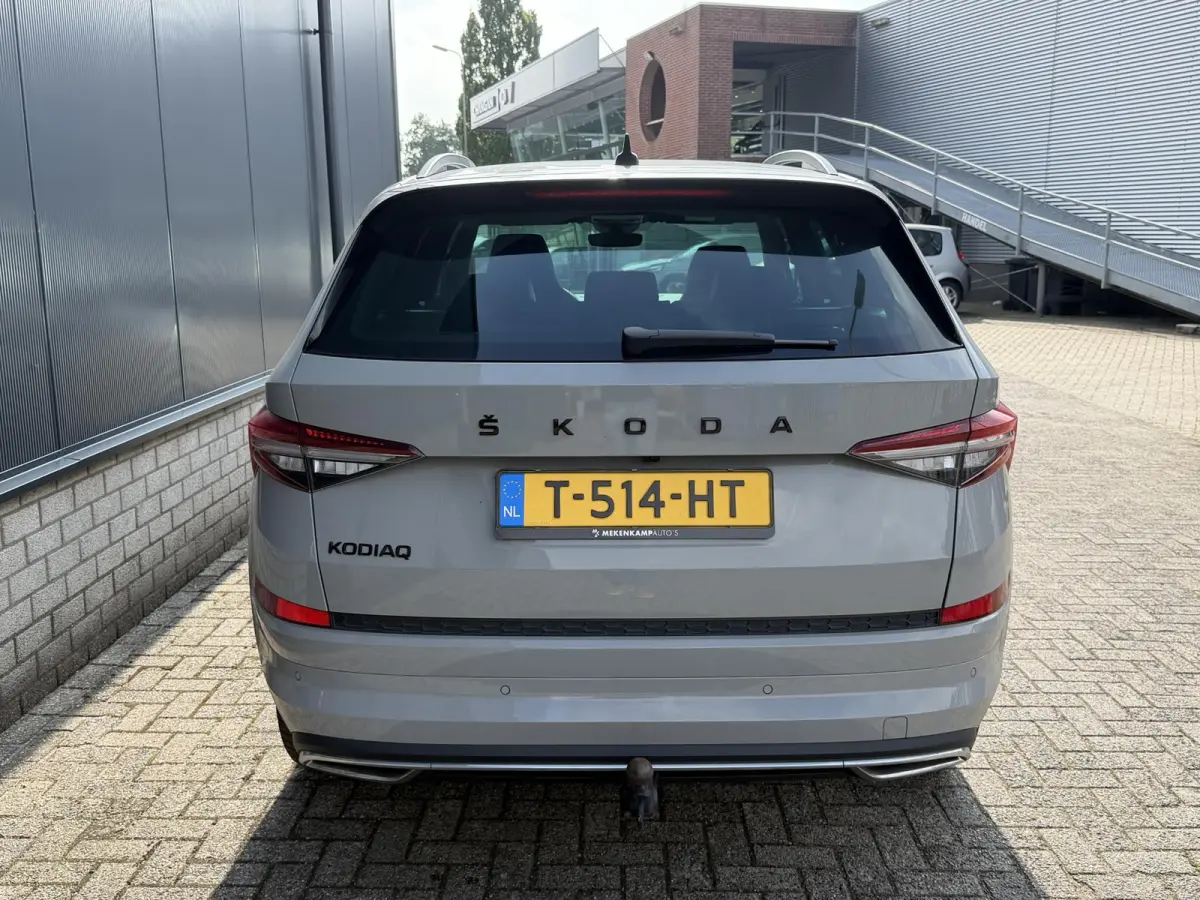 1.5 TSI Sportline Business 7p. 19"/Trekhaak/Camera/PDC v+a/Stoelverwarming + memory/Elektrische klep/Keyless/Adaptieve cruise/Apple Carplay & Android Auto