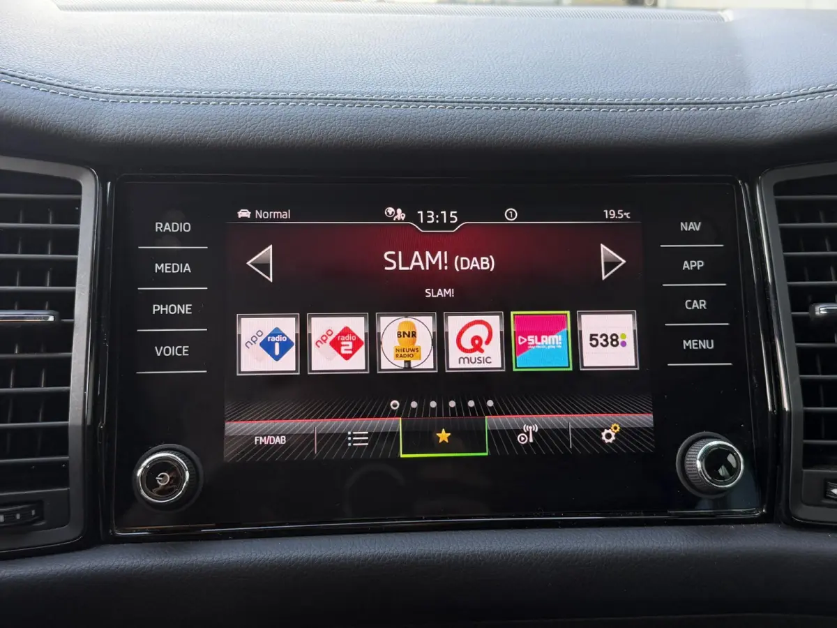 1.5 TSI Sportline Business 7p. 19"/Trekhaak/Camera/PDC v+a/Stoelverwarming + memory/Elektrische klep/Keyless/Adaptieve cruise/Apple Carplay & Android Auto