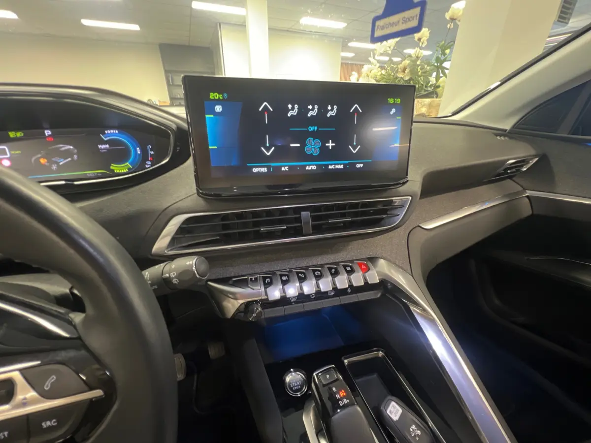 1.6 Plug-in Hybrid 225pk Blue Lease Allure Automaat – Adaptive cruise – Camera – Navigatie