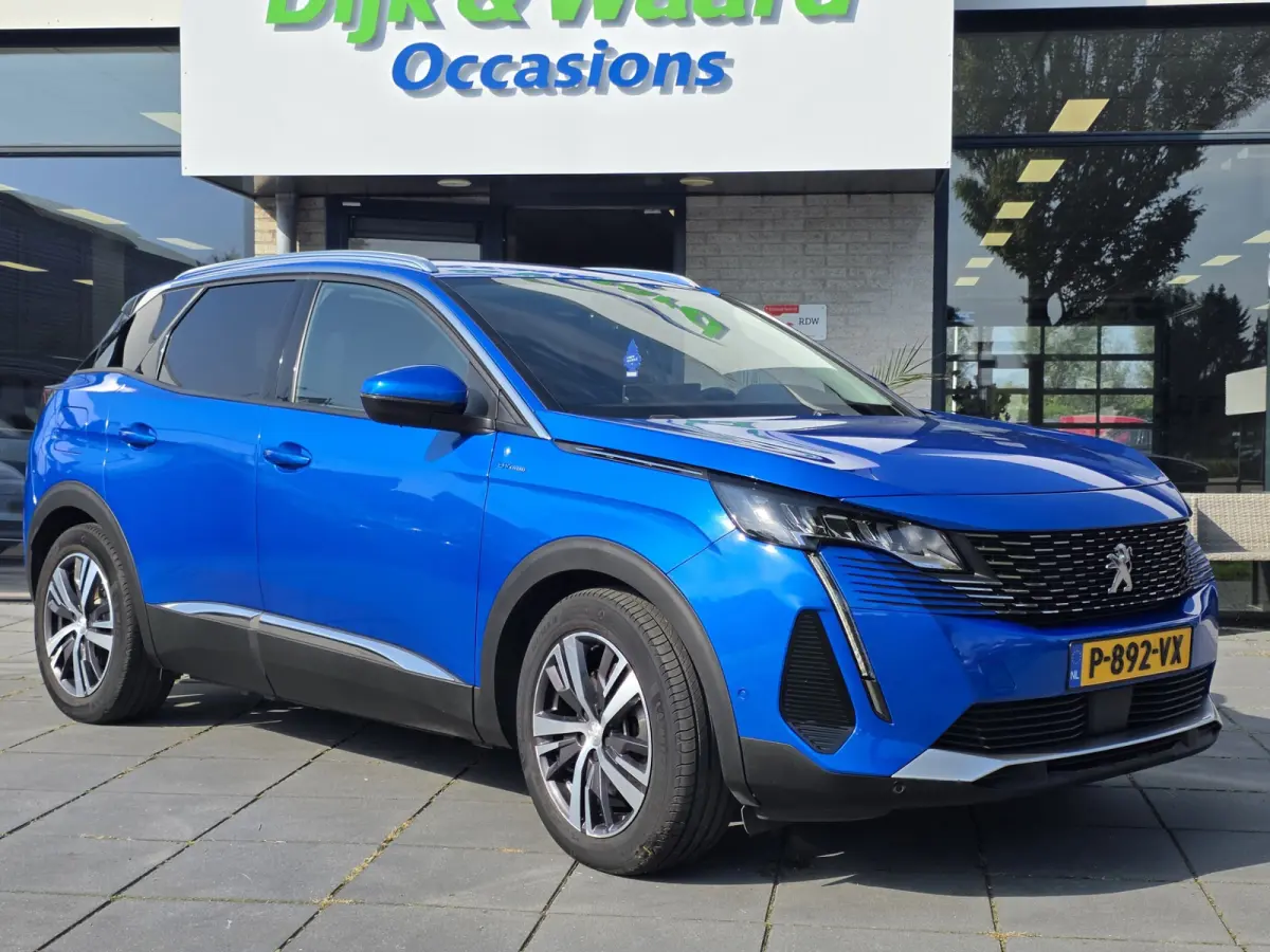 1.6 Plug-in Hybrid 225pk Blue Lease Allure Automaat – Adaptive cruise – Camera – Navigatie