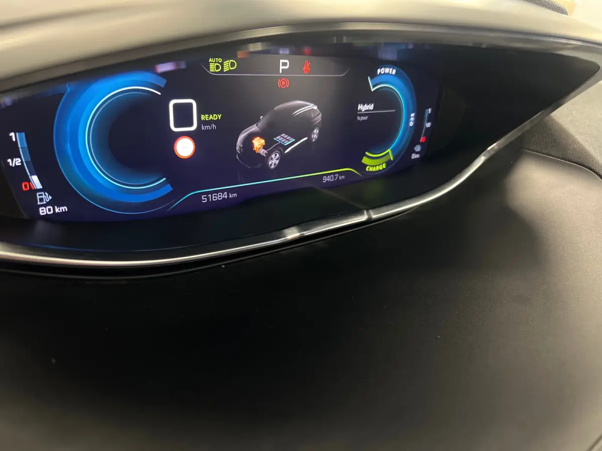 1.6 Plug-in Hybrid 225pk Blue Lease Allure Automaat – Adaptive cruise – Camera – Navigatie